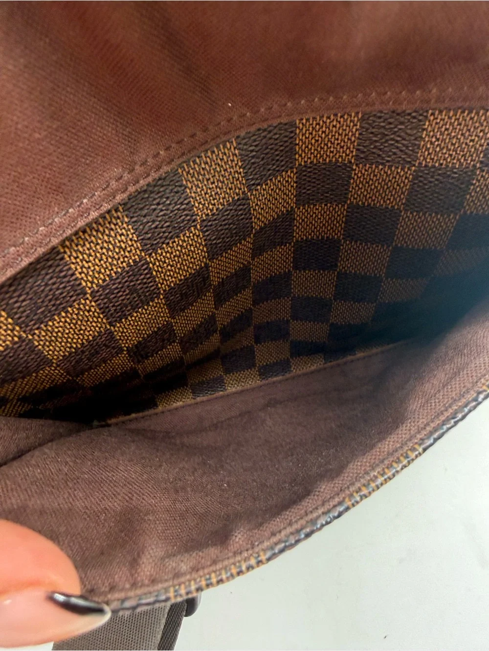 Louis Vuitton Damier Crossbody Shoulder Bag  Leather Melville Ebene